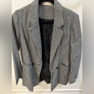 Oversized Black and White Houndstooth Blazer